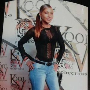 Meet your Posher, Torina